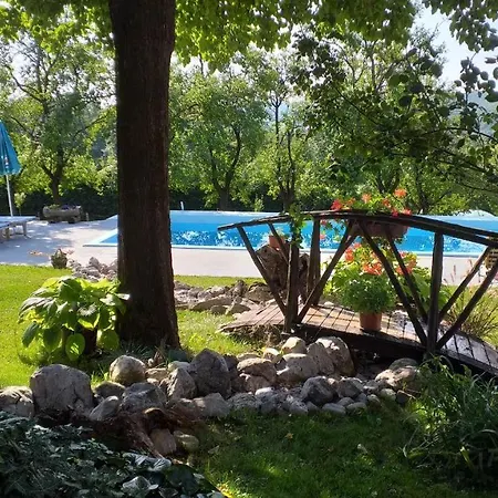 Seoski Turizam Melovic * Rožanstvo