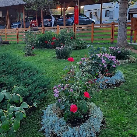 Seoski Turizam Melovic * Rožanstvo