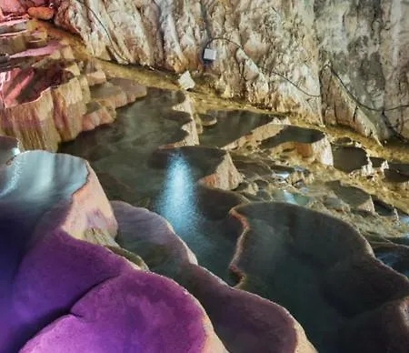 Seoski Turizam Melovic Farmház *