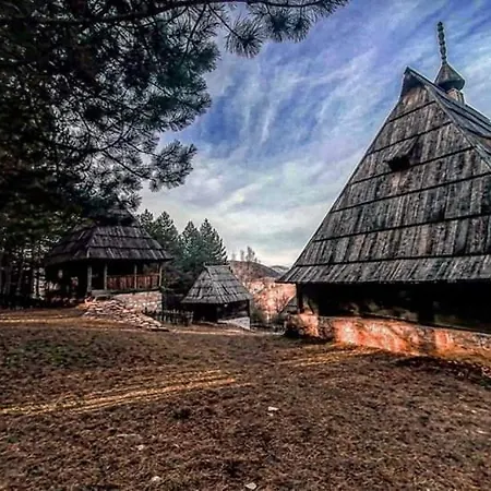 Farm stay Seoski Turizam Melovic