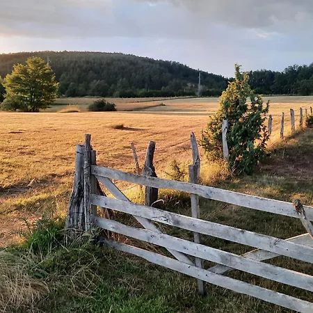 Farm stay Seoski Turizam Melovic