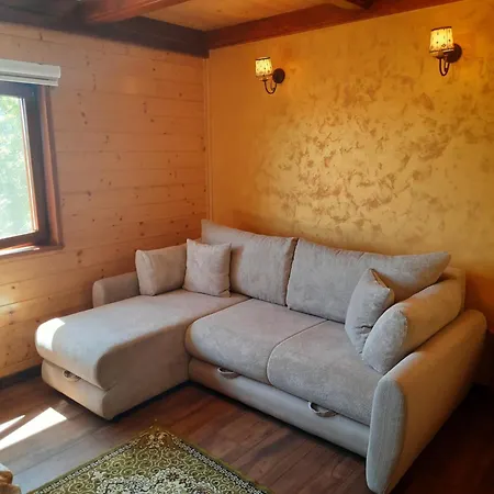 Seoski Turizam Melovic Farmház Rožanstvo