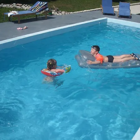 Farmház Seoski Turizam Melovic Rožanstvo