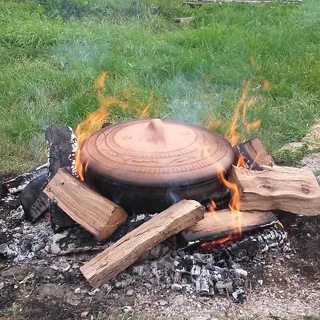 Farmház Seoski Turizam Melovic Rožanstvo